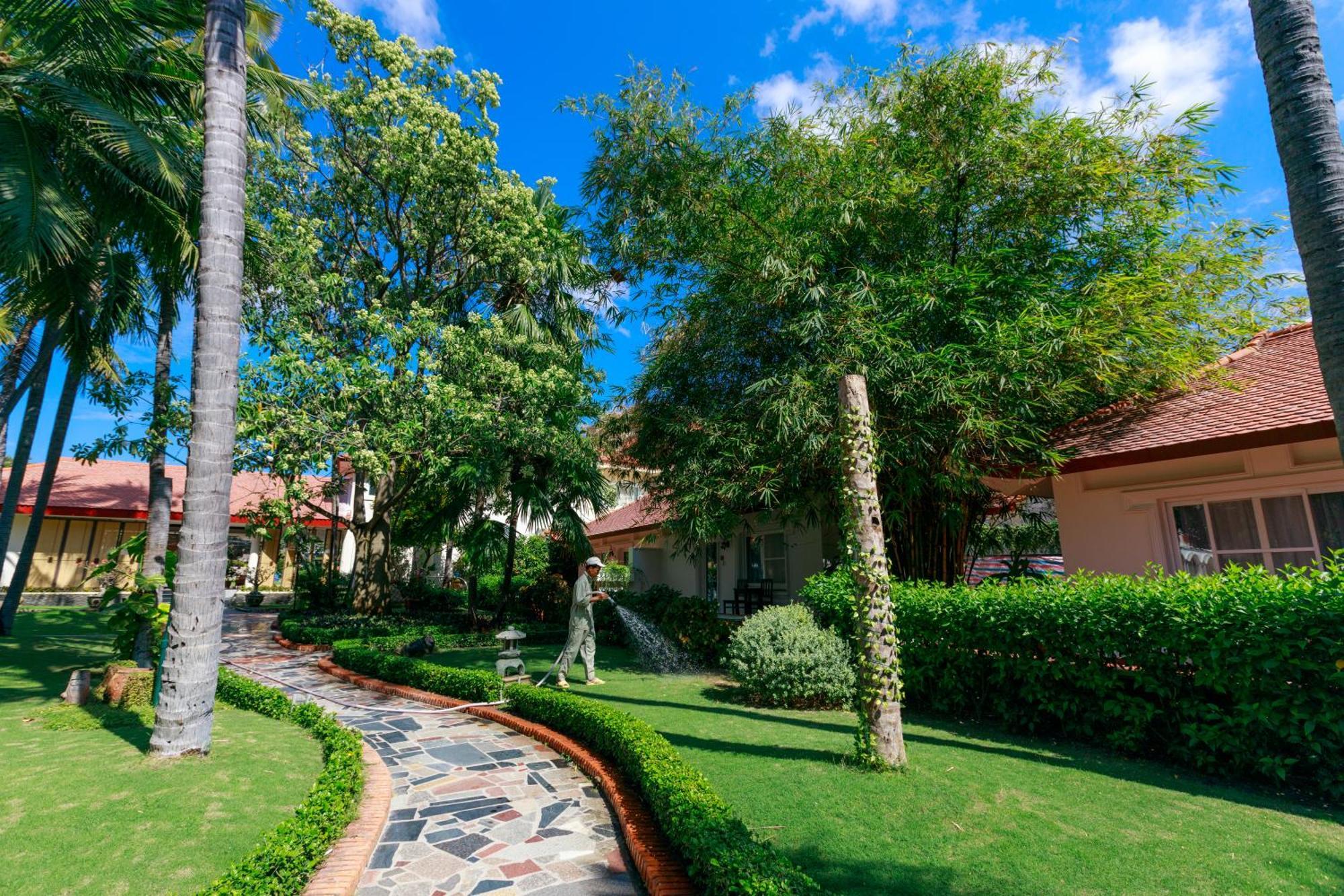 Le Aqua Resort & Spa Phan Thiet - Swiss Village Resort & Spa Mui Ne Bagian luar foto