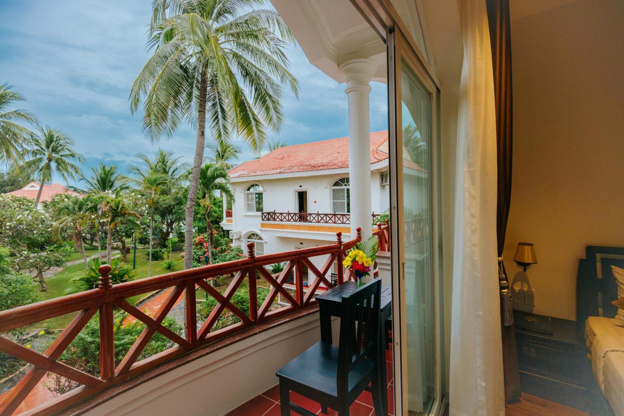 Le Aqua Resort & Spa Phan Thiet - Swiss Village Resort & Spa Mui Ne Bagian luar foto